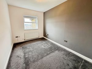 Bedroom- click for photo gallery